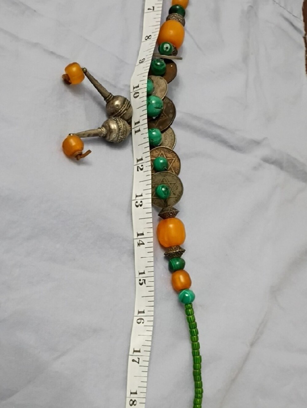 Vintage British West African Green and Amber Beaded Coin Trade Bead Necklace - Picture 14 of 15
